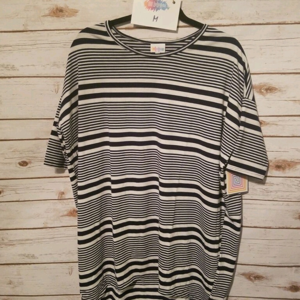 Lularoe Irma Shirt NWT